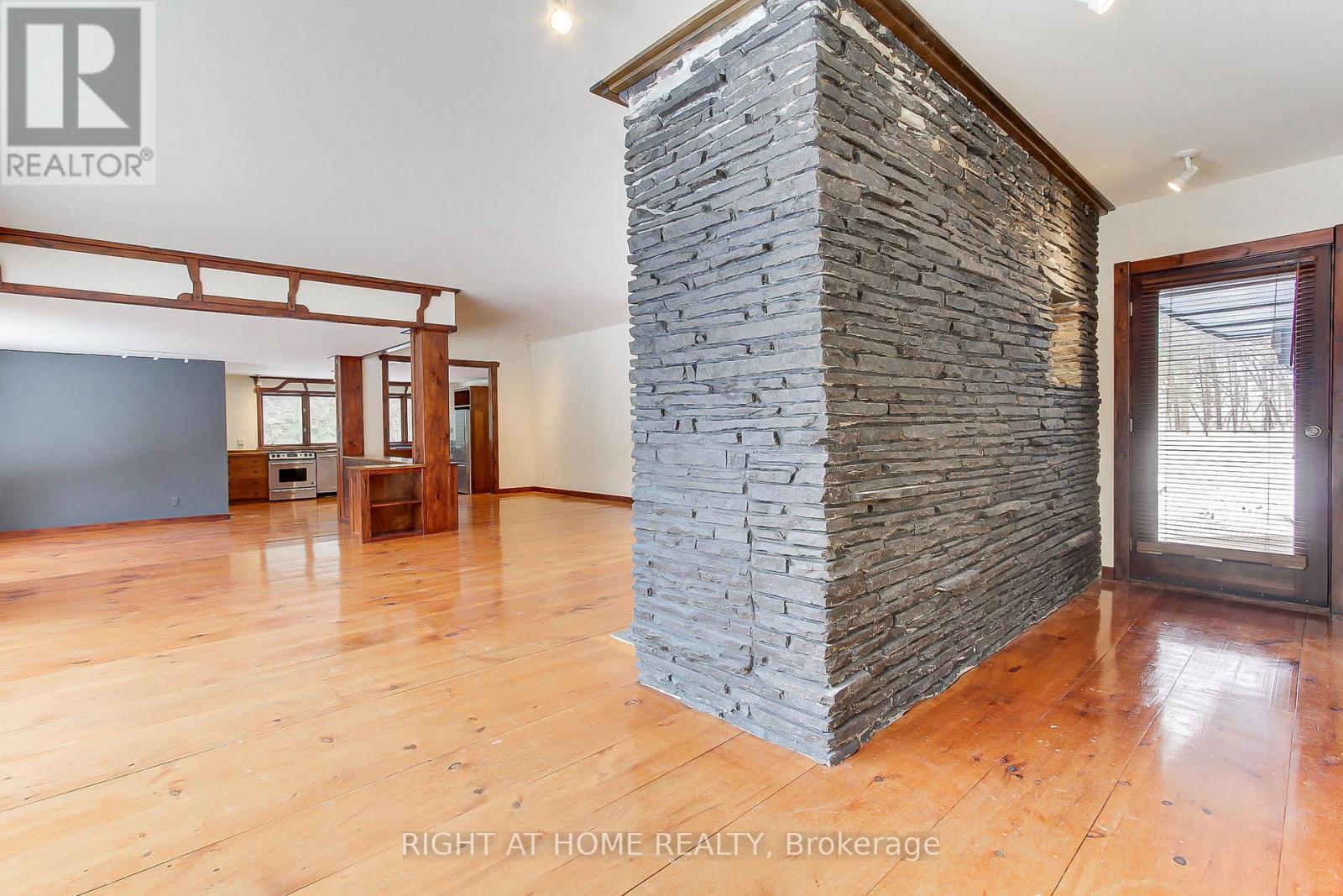 115 Valley Road, Vaughan, Ontario L0J 1C0 - Photo 5 - N13144582
