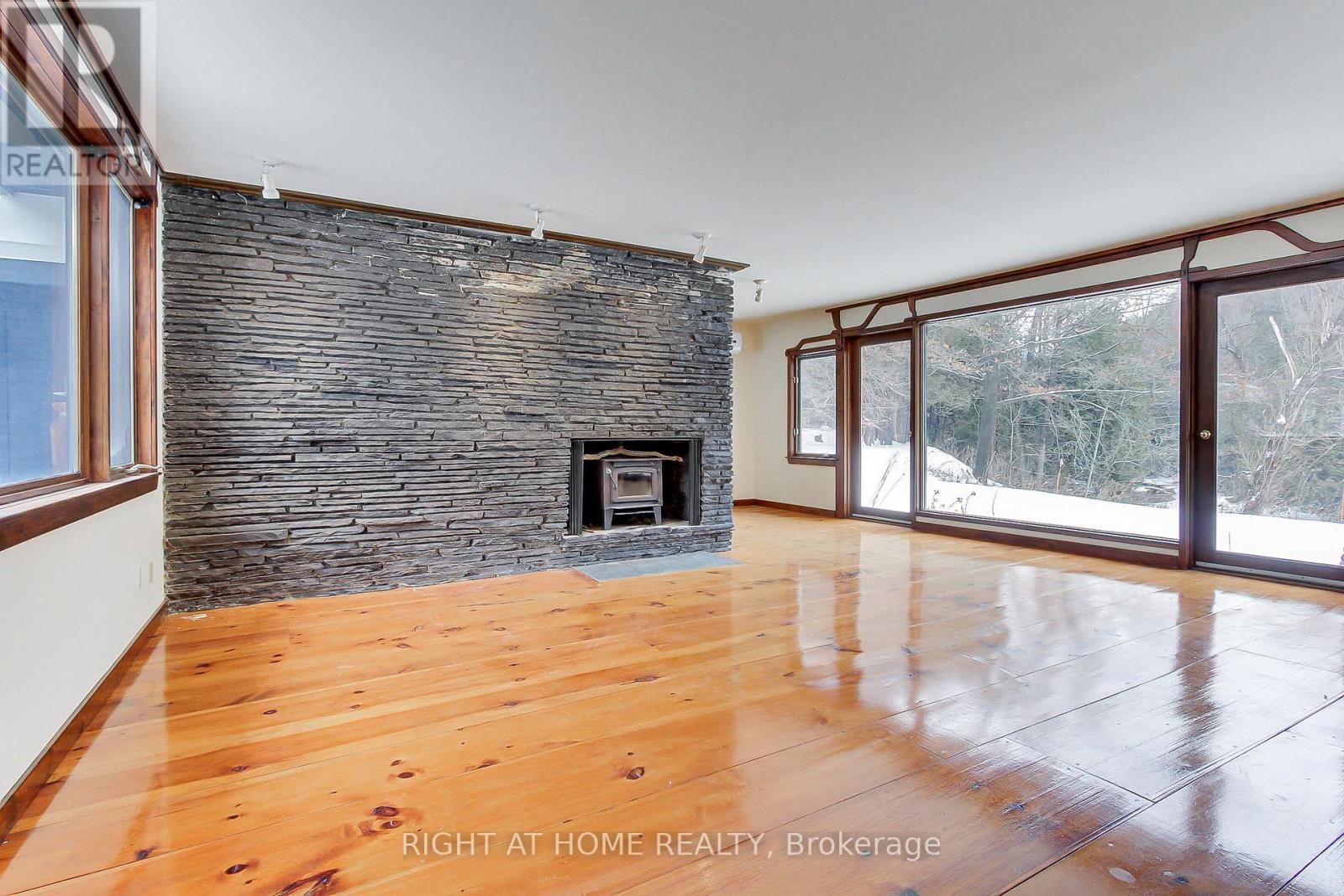 115 Valley Road, Vaughan, Ontario L0J 1C0 - Photo 6 - N13144582