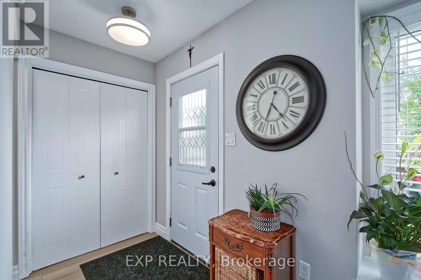 321 Simpson Crescent, London East, Ontario  N5V 2T7 - Photo 8 - X13665372