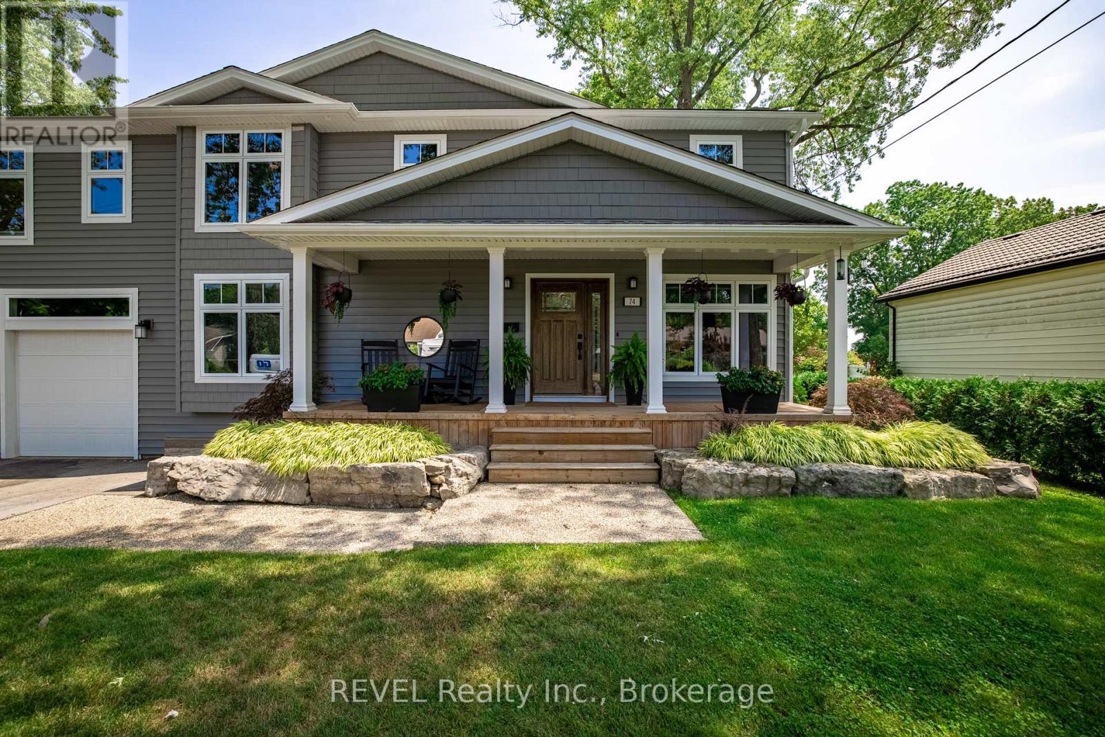 74 Montgomery Road, Welland (N. Welland), Ontario  L3C 2Y3 - Photo 2 - X13665366