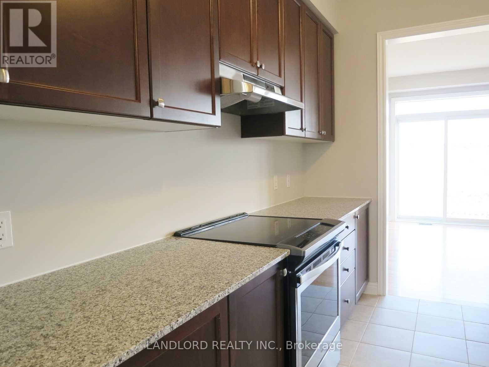 1189 Cactus Crescent, Pickering, Ontario L1X 0G8 - Photo 6 - E13665336