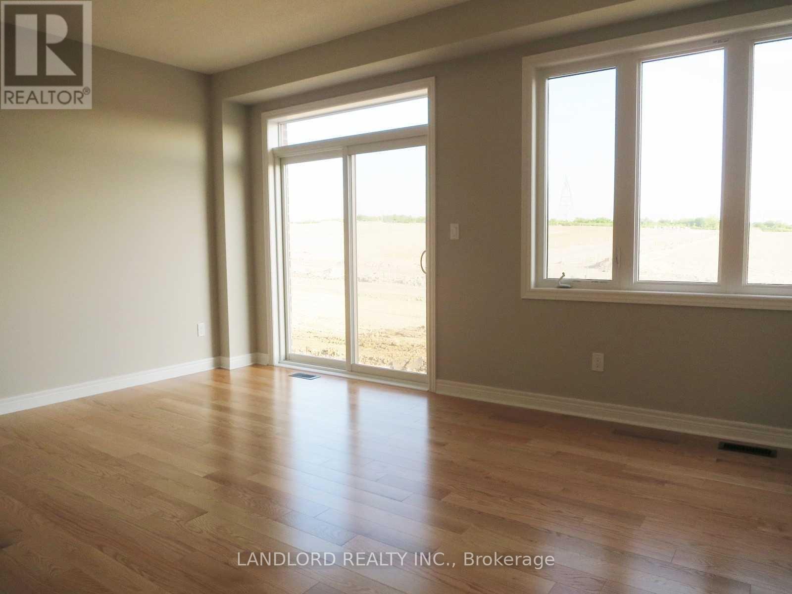 1189 Cactus Crescent, Pickering, Ontario L1X 0G8 - Photo 9 - E13665336
