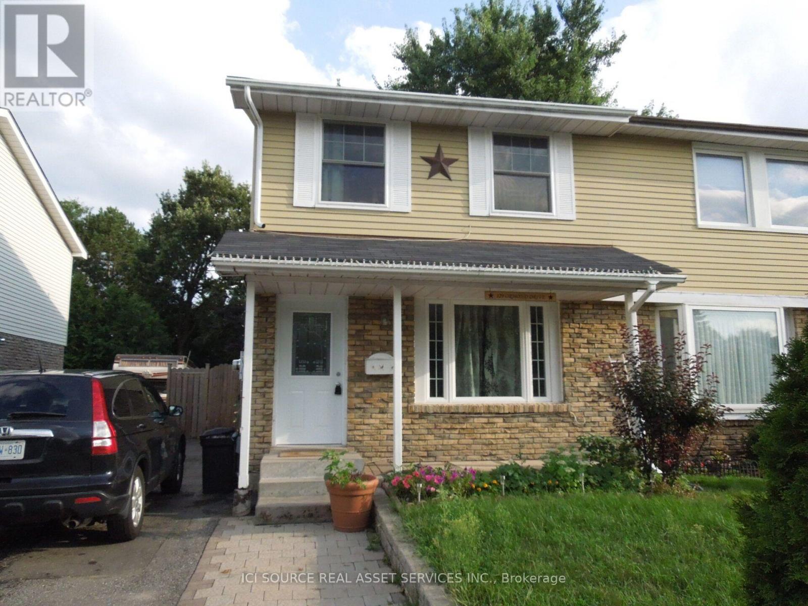 129 Ormond Drive, Oshawa, Ontario  L1G 6T3 - Photo 1 - E13665346