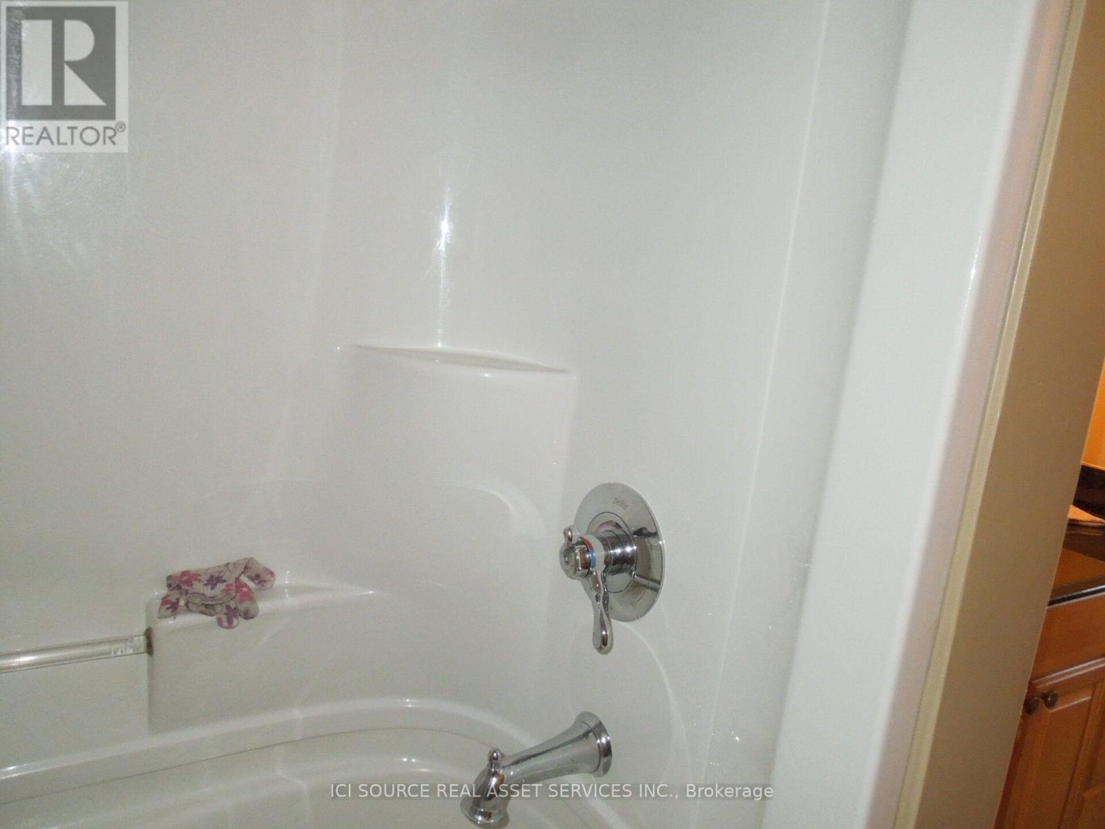 129 Ormond Drive, Oshawa, Ontario  L1G 6T3 - Photo 13 - E13665346