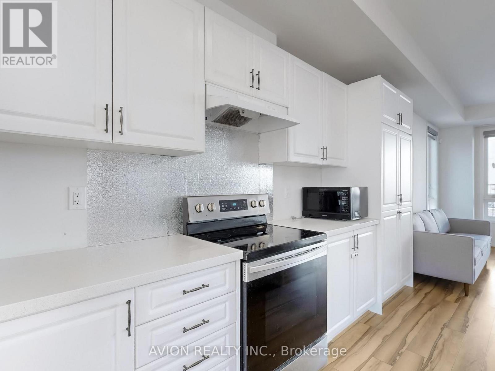 35 Thomas Armstrong Lane, Richmond Hill, Ontario  L4C 5S6 - Photo 12 - N13665374