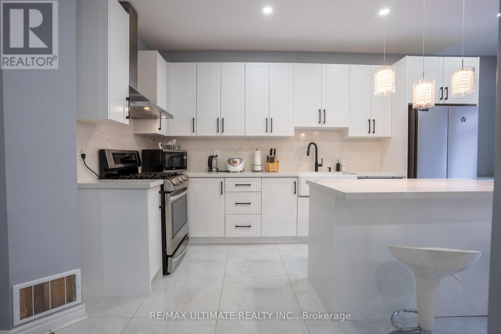 20 Keirstead Trail, Brampton, Ontario  L6R 0G7 - Photo 6 - W13665358