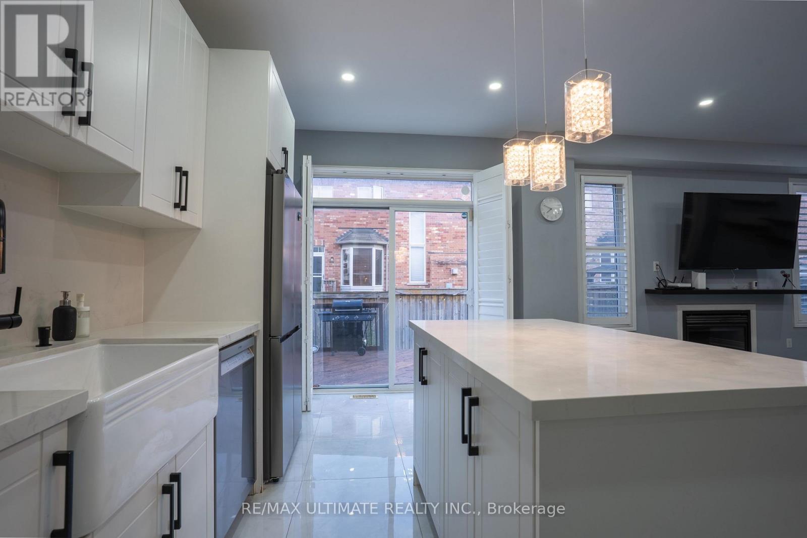 20 Keirstead Trail, Brampton, Ontario  L6R 0G7 - Photo 7 - W13665358