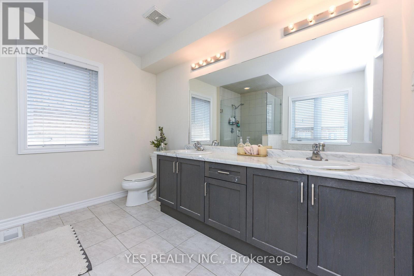 10 Masken Circle, Brampton, Ontario  L7A 4J2 - Photo 33 - W13665360