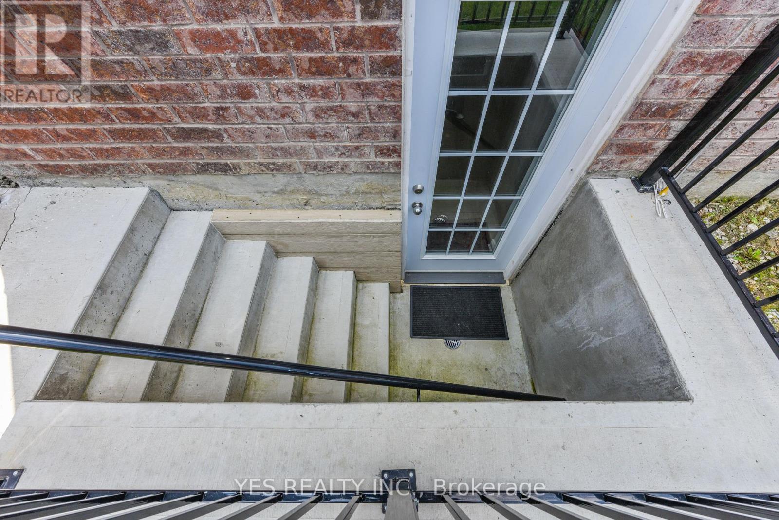 10 Masken Circle, Brampton, Ontario  L7A 4J2 - Photo 47 - W13665360
