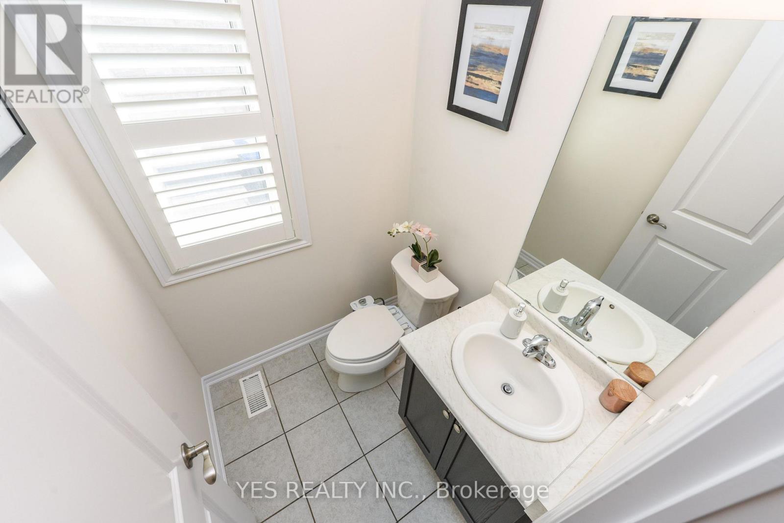 10 Masken Circle, Brampton, Ontario  L7A 4J2 - Photo 6 - W13665360