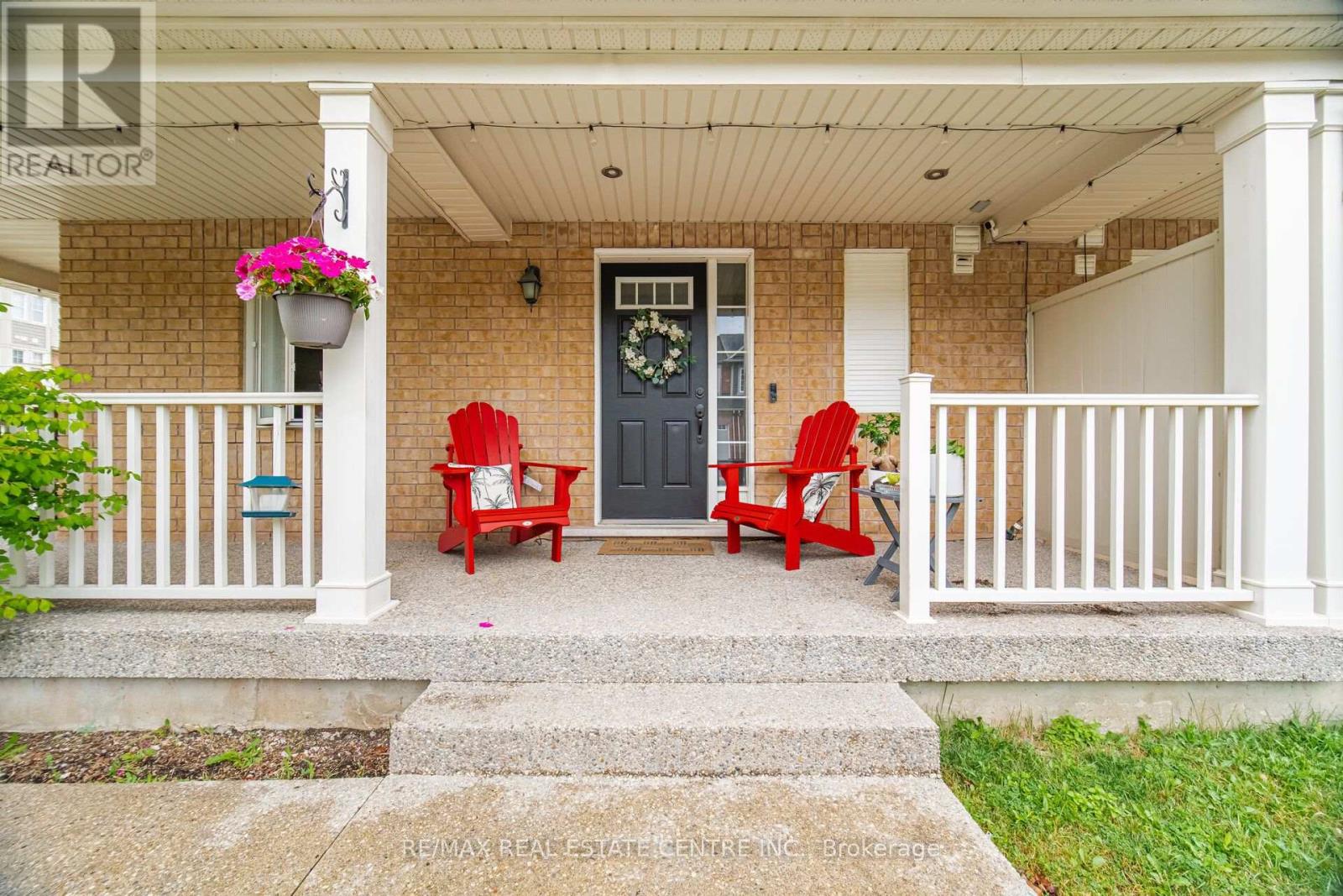 254 Septimus Heights, Milton, Ontario  L9T 8N6 - Photo 5 - W13665368