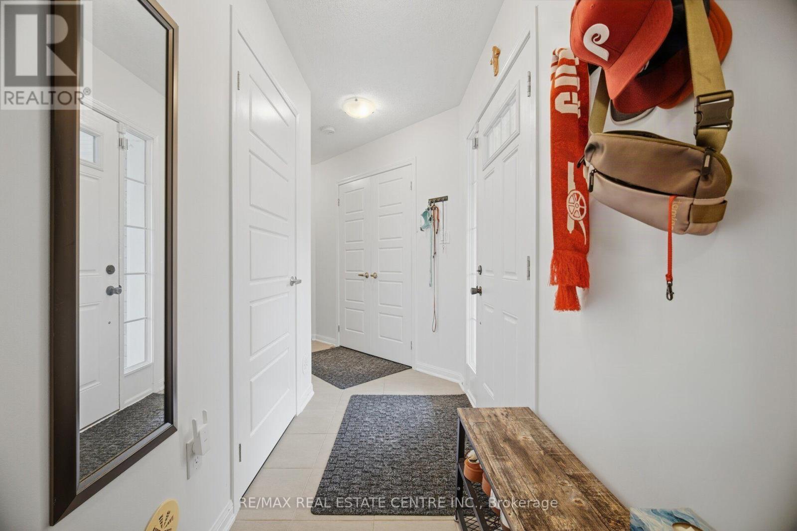 254 Septimus Heights, Milton, Ontario  L9T 8N6 - Photo 7 - W13665368