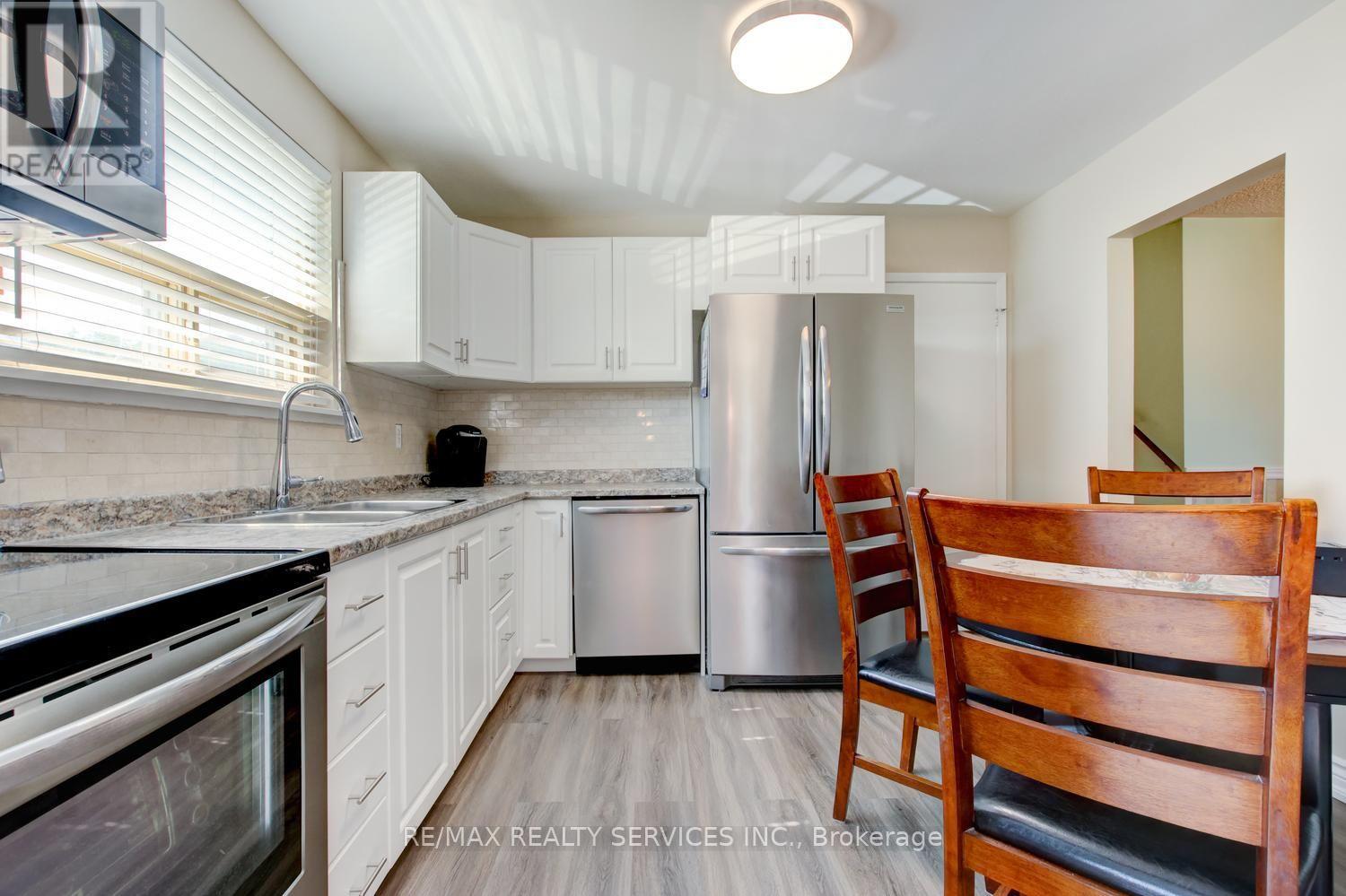 21 Finchgate Boulevard, Brampton, Ontario L6T 3H7 - Photo 15 - W13665386