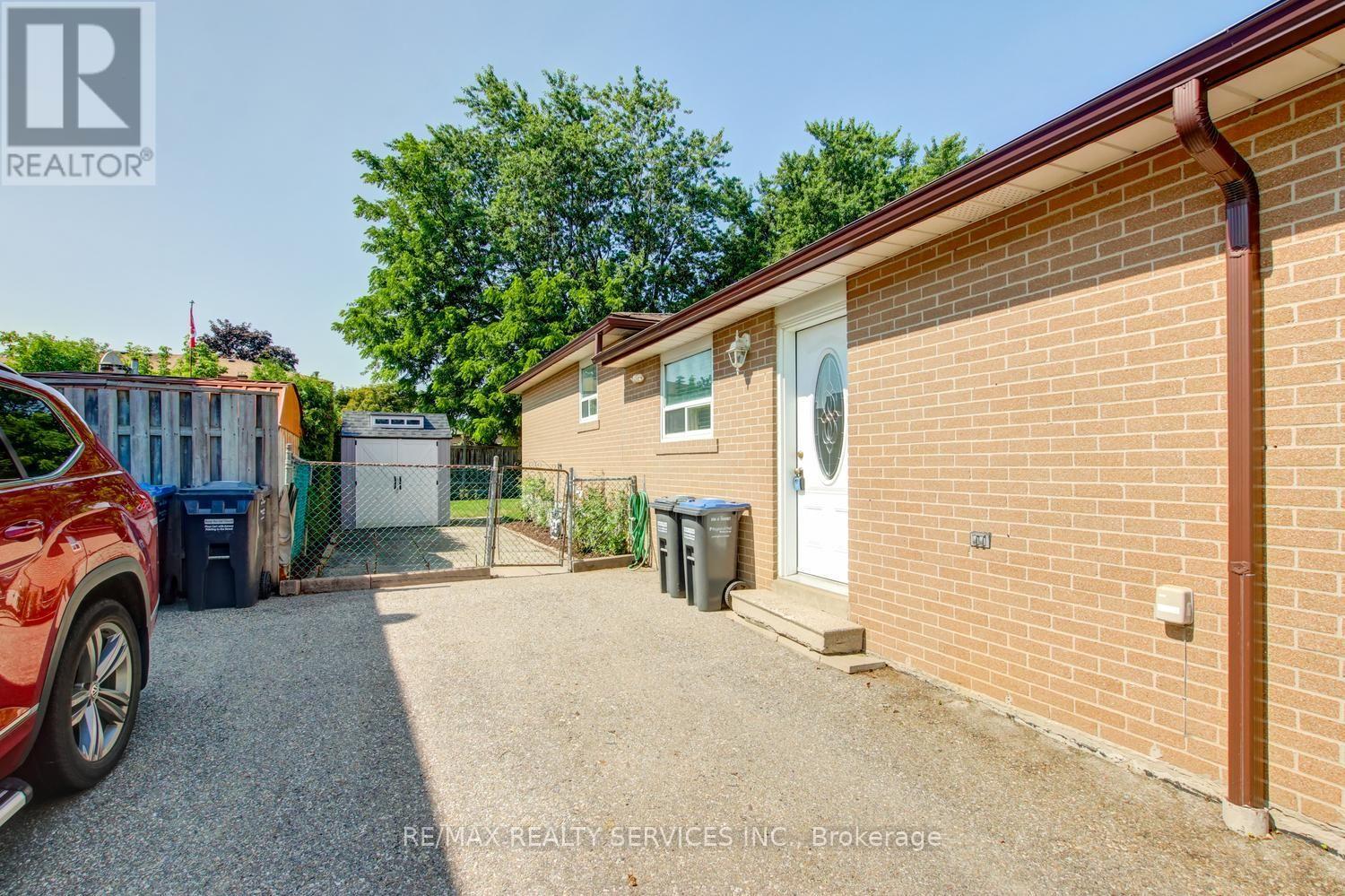 21 Finchgate Boulevard, Brampton, Ontario L6T 3H7 - Photo 35 - W13665386