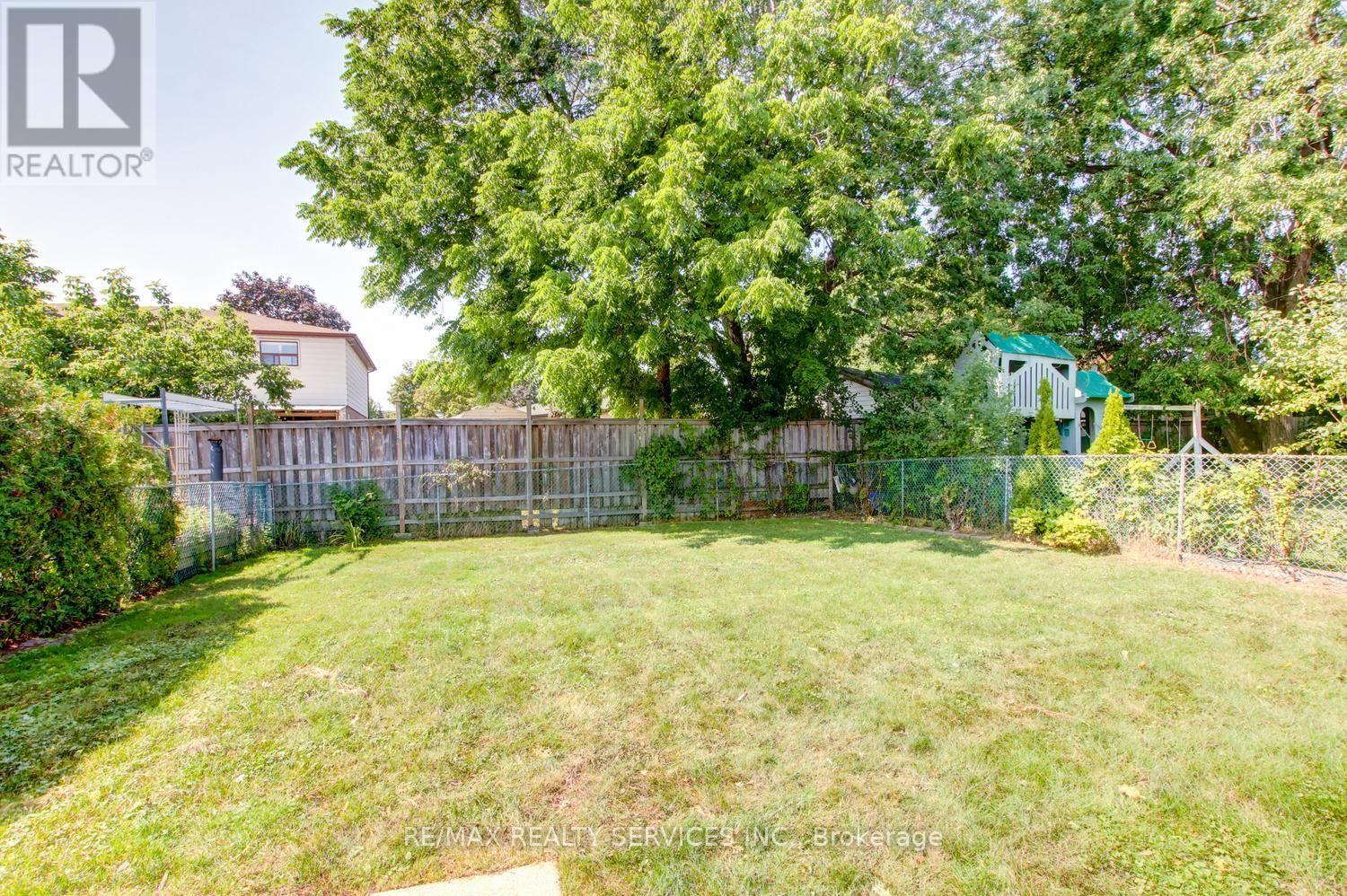 21 Finchgate Boulevard, Brampton, Ontario L6T 3H7 - Photo 37 - W13665386
