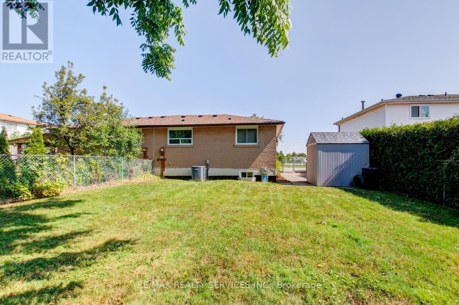 21 Finchgate Boulevard, Brampton, Ontario L6T 3H7 - Photo 40 - W13665386