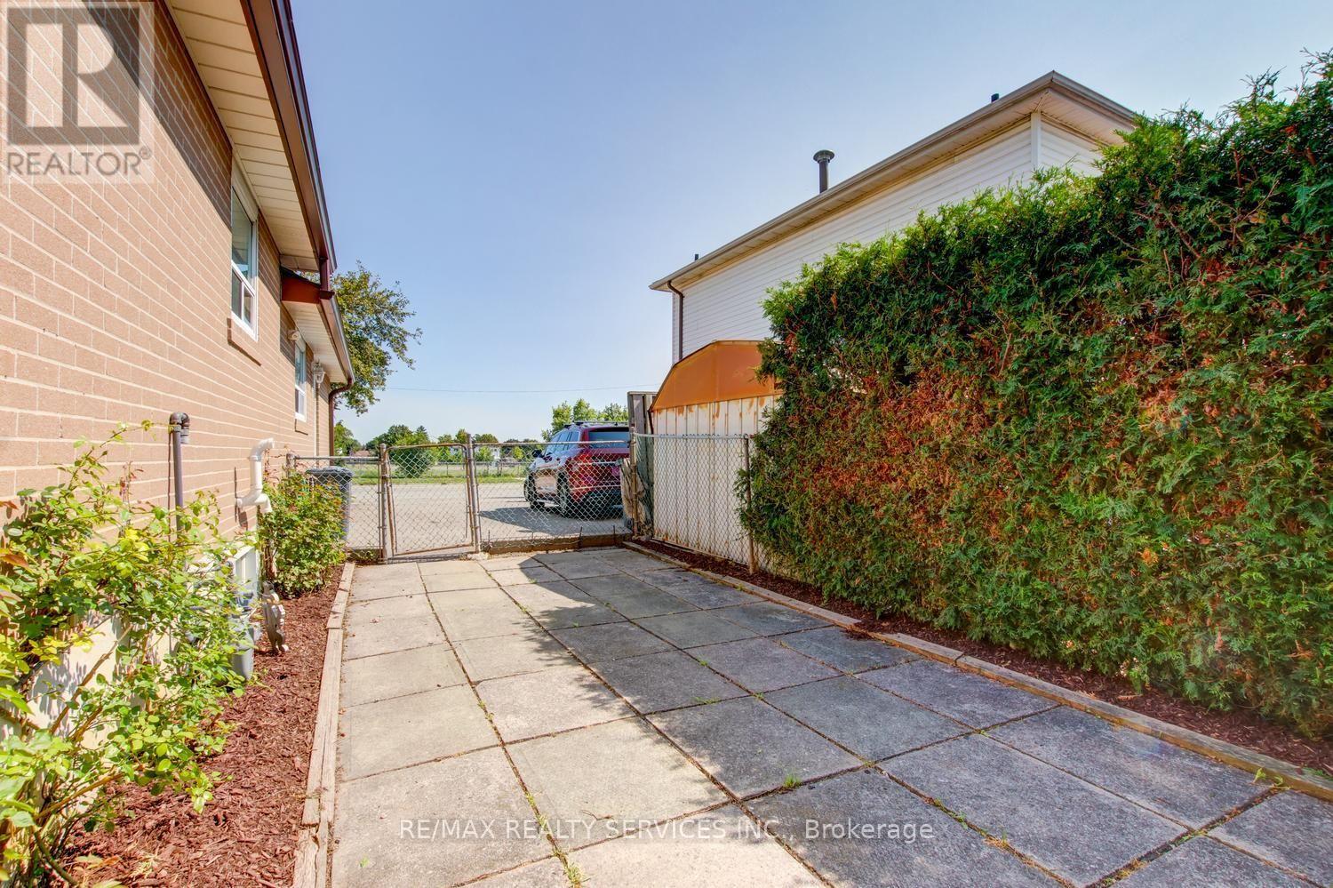 21 Finchgate Boulevard, Brampton, Ontario L6T 3H7 - Photo 43 - W13665386