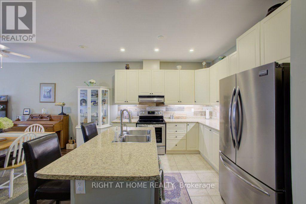 51 Wally Drive, Wasaga Beach, Ontario  L9Z 0G5 - Photo 12 - S13665328