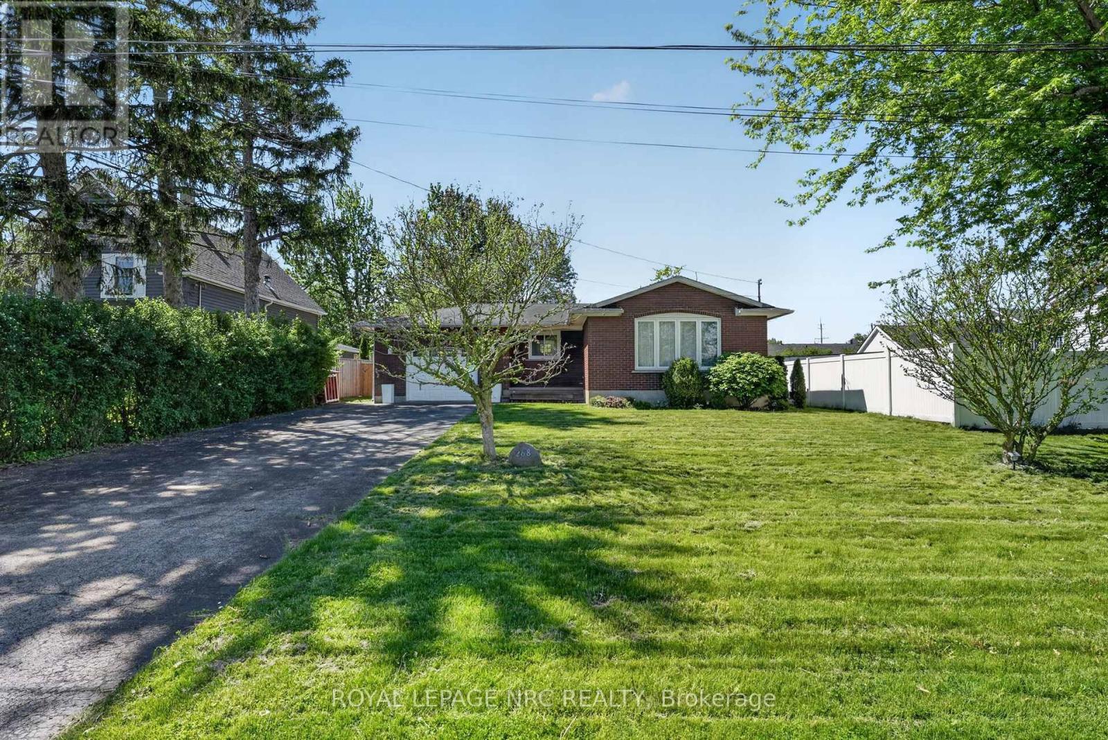 268 Henrietta Street, Fort Erie, Ontario  L2A 2K7 - Photo 4 - X13665390