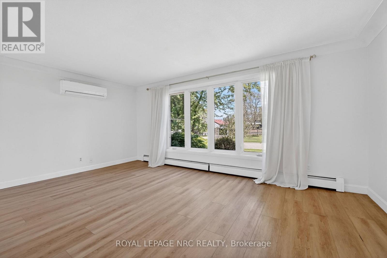 268 Henrietta Street, Fort Erie, Ontario  L2A 2K7 - Photo 8 - X13665390