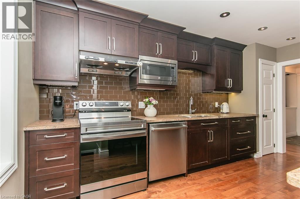 210 Dawson Street, Waterloo, Ontario  N2L 1S4 - Photo 20 - 40847465