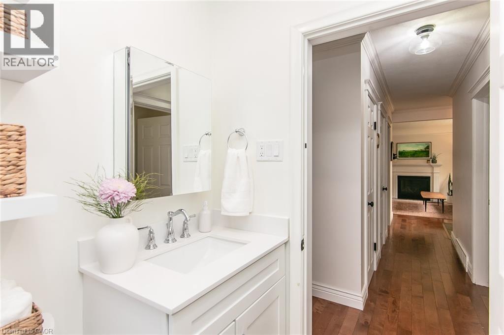 210 Dawson Street, Waterloo, Ontario  N2L 1S4 - Photo 28 - 40847465