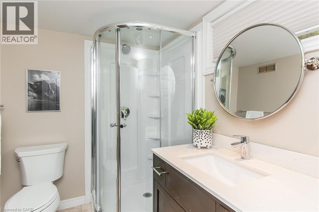 210 Dawson Street, Waterloo, Ontario  N2L 1S4 - Photo 37 - 40847465
