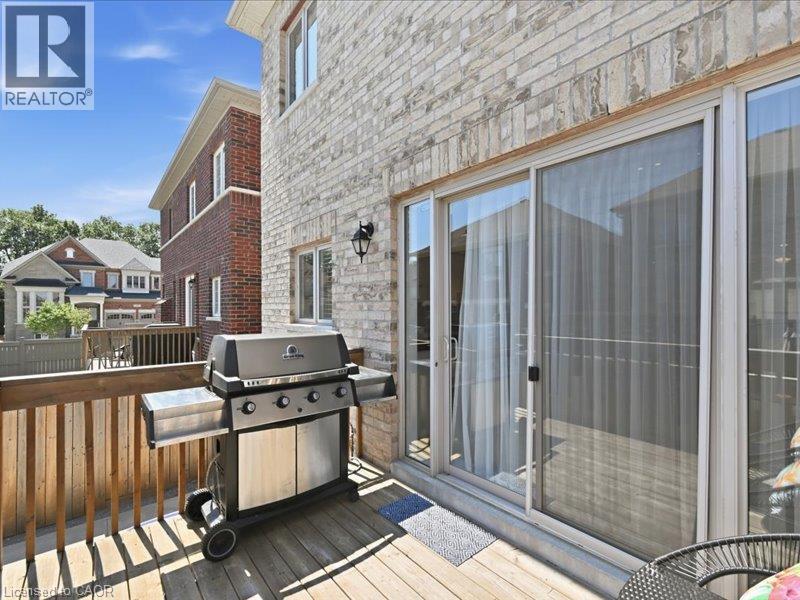 39 Avanti Crescent, Waterdown, Ontario  L8B 1W7 - Photo 39 - 40848382