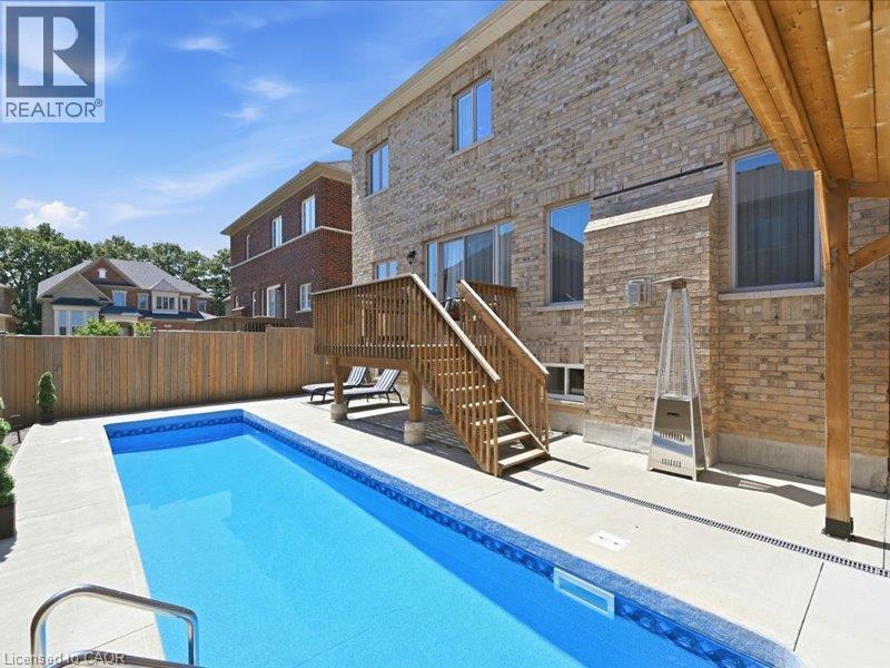 39 Avanti Crescent, Waterdown, Ontario  L8B 1W7 - Photo 41 - 40848382