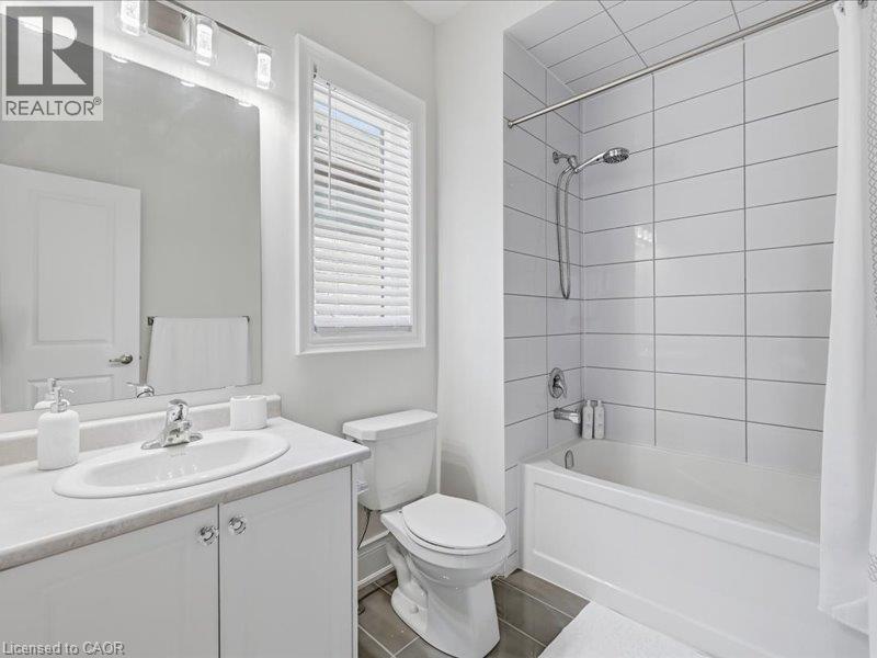 39 Avanti Crescent, Waterdown, Ontario  L8B 1W7 - Photo 31 - 40848382
