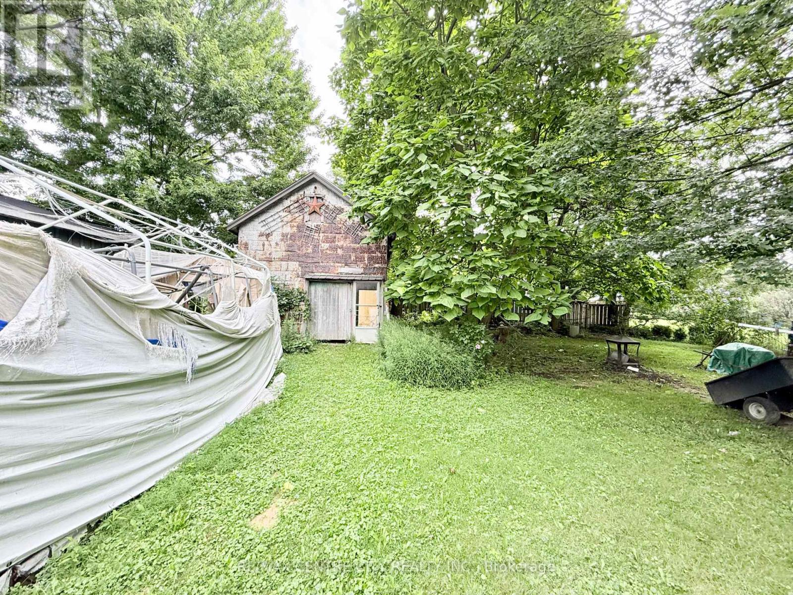 240 King Street, Lucan Biddulph, Ontario  N0M 1V0 - Photo 7 - X13665406