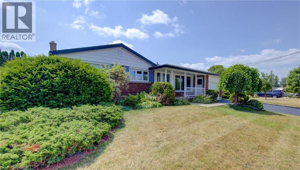 139 Trafalgar Avenue, Kitchener, Ontario  N2A 1Z5 - Photo 3 - 40844423