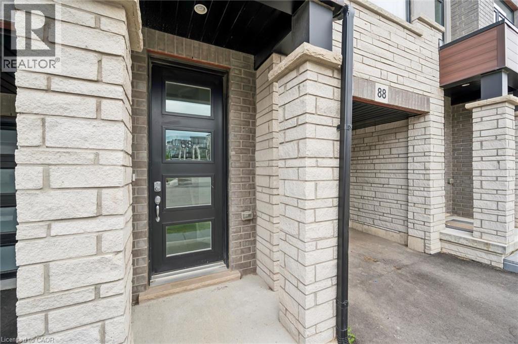 155 Equestrian Way Unit# 88, Cambridge, Ontario  N3E 0E8 - Photo 4 - 40849190