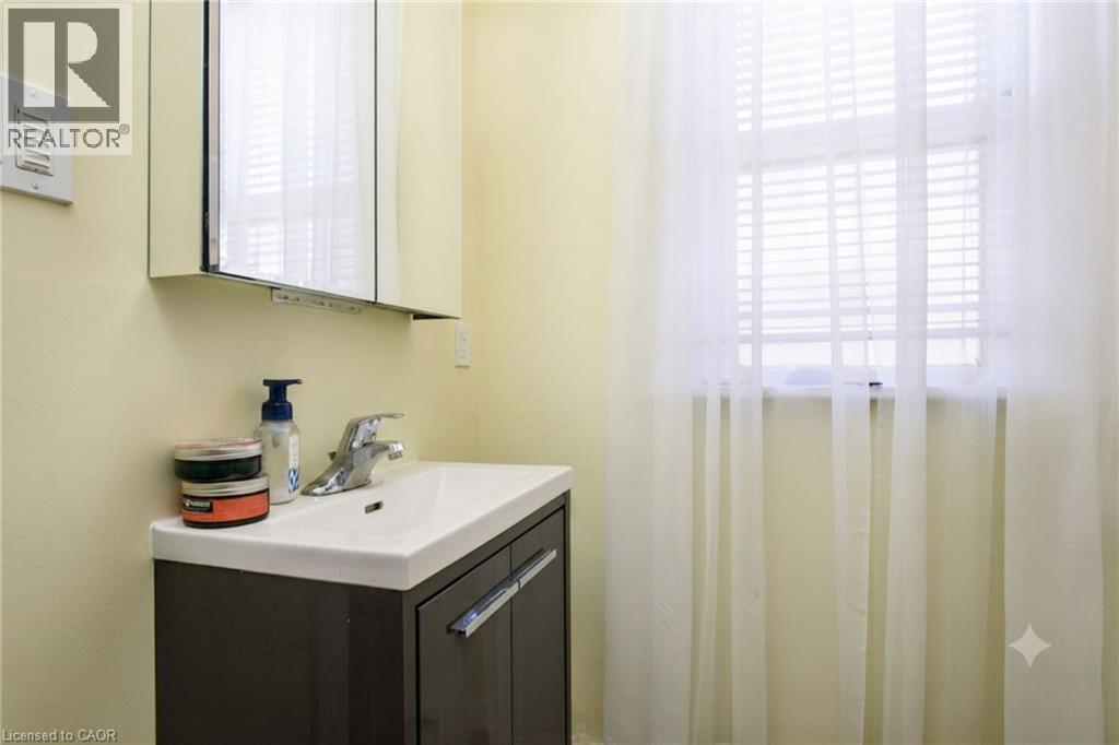 10 Shanley Street, Kitchener, Ontario  N2H 5N8 - Photo 21 - 40849475