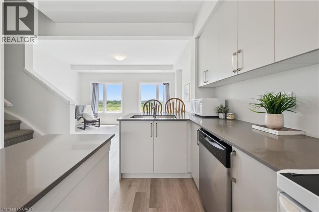 155 Equestrian Way Unit# 88, Cambridge, Ontario  N3E 0E8 - Photo 16 - 40849190