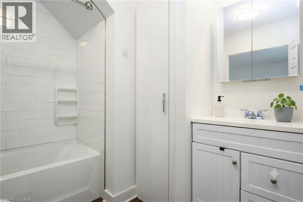 10 Shanley Street, Kitchener, Ontario  N2H 5N8 - Photo 26 - 40849475