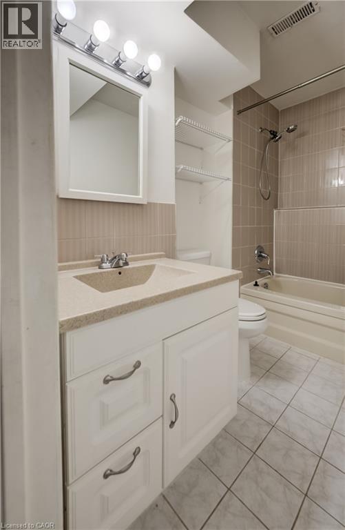 197 Southwood Drive, Kitchener, Ontario  N2E 2B2 - Photo 36 - 40850201