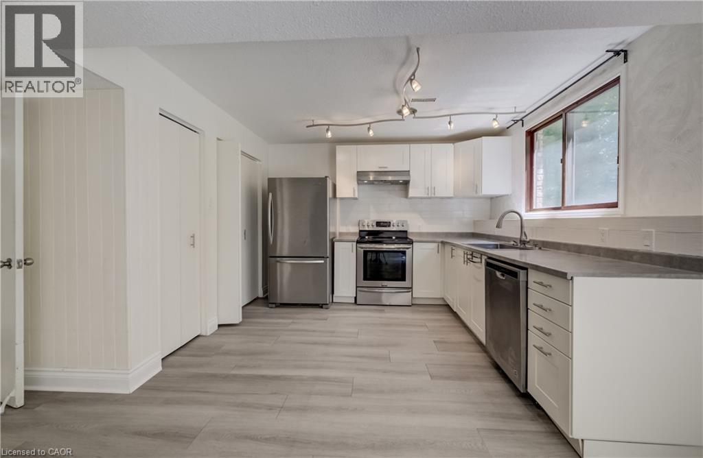 197 Southwood Drive, Kitchener, Ontario  N2E 2B2 - Photo 31 - 40850201
