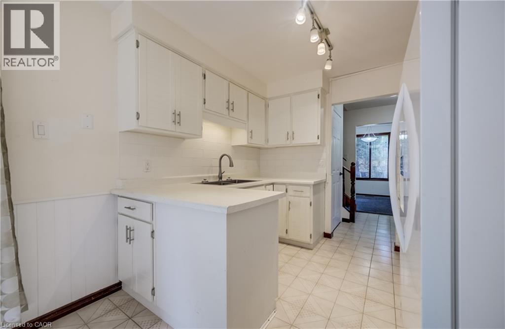 197 Southwood Drive, Kitchener, Ontario  N2E 2B2 - Photo 15 - 40850201