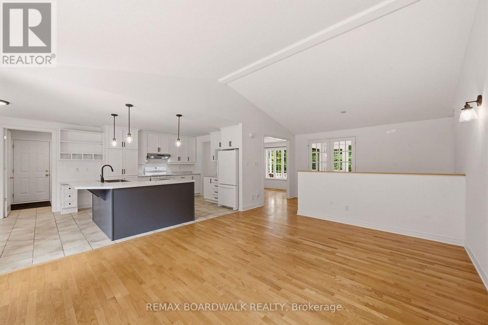 289 Timberwood Drive, Beckwith, Ontario  K7C 3P2 - Photo 3 - X13665410