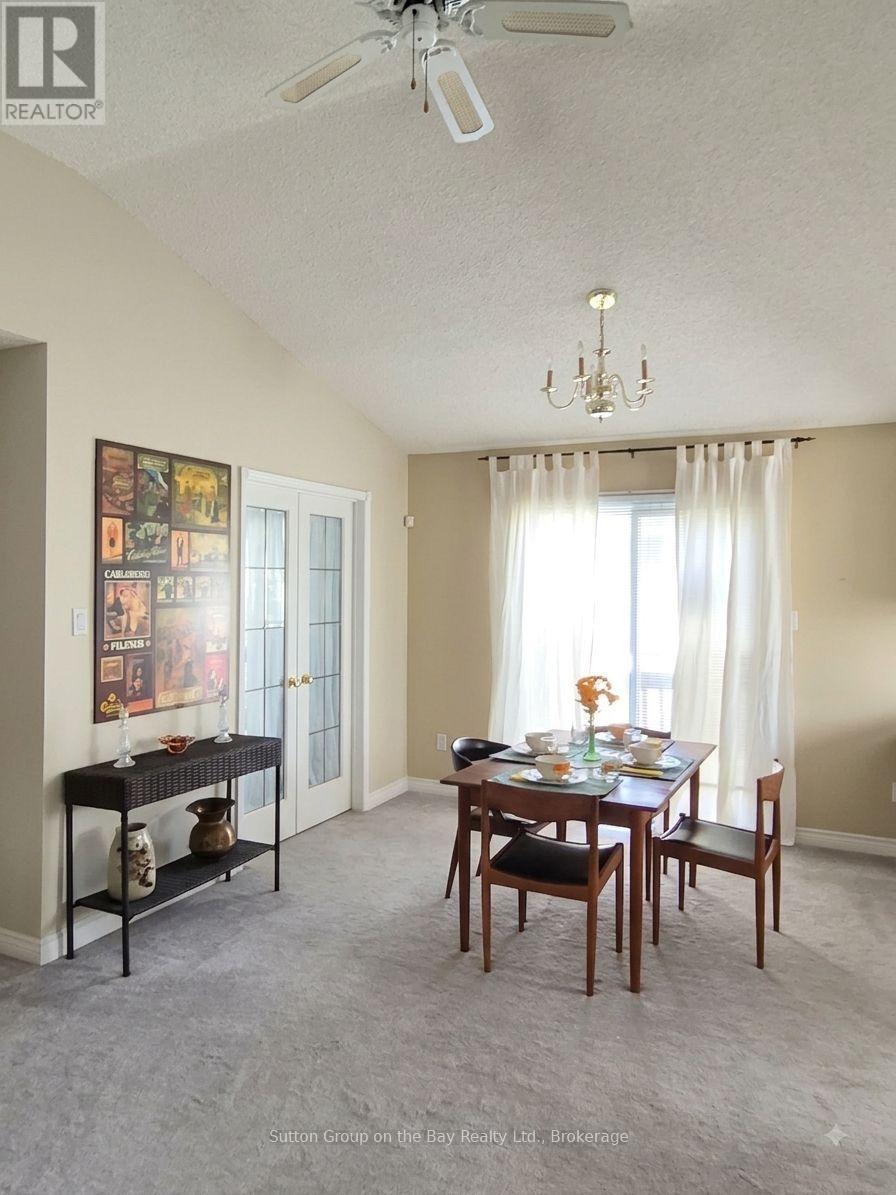 6 Donald Crescent, Wasaga Beach, Ontario  L9Z 1E1 - Photo 4 - S13568504