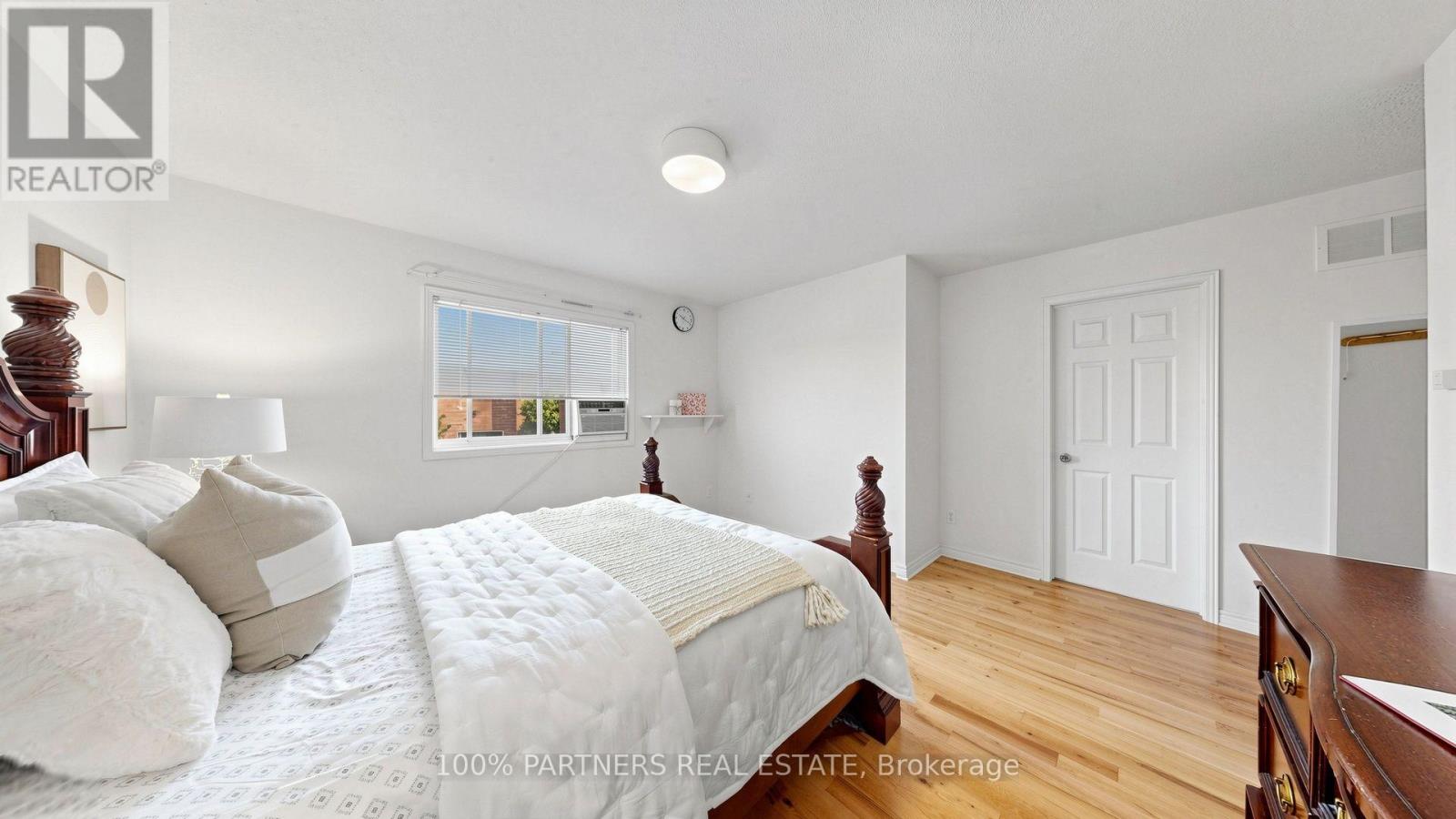 24 Cascaden Street, Toronto, Ontario  M1V 5L7 - Photo 17 - E13665398