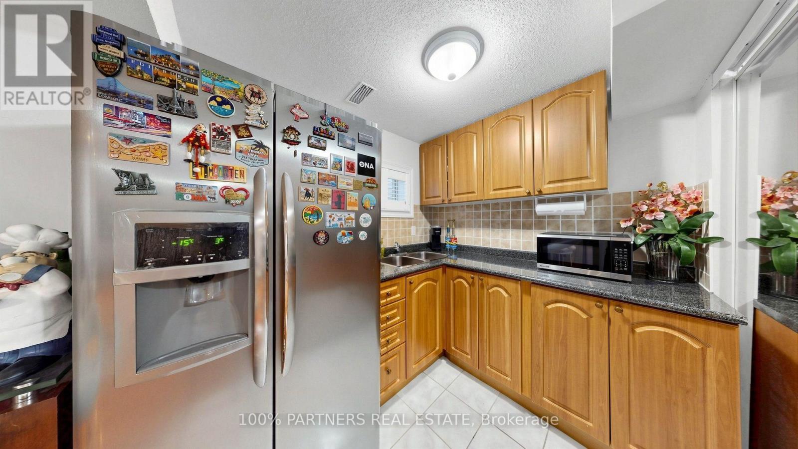24 Cascaden Street, Toronto, Ontario  M1V 5L7 - Photo 24 - E13665398