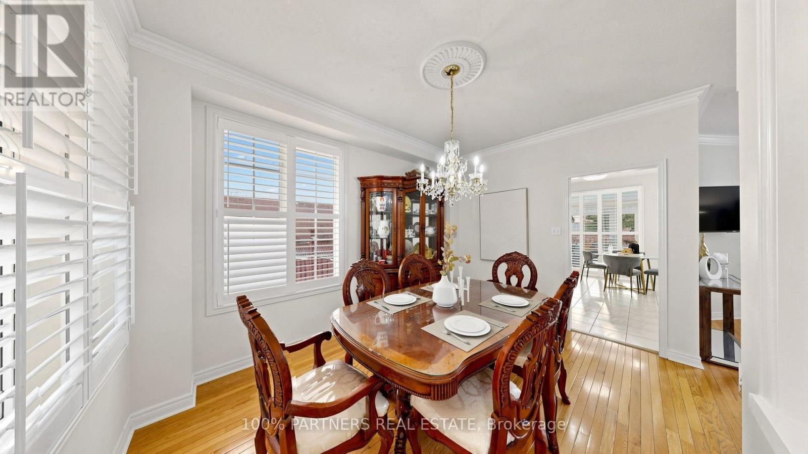 24 Cascaden Street, Toronto, Ontario  M1V 5L7 - Photo 8 - E13665398