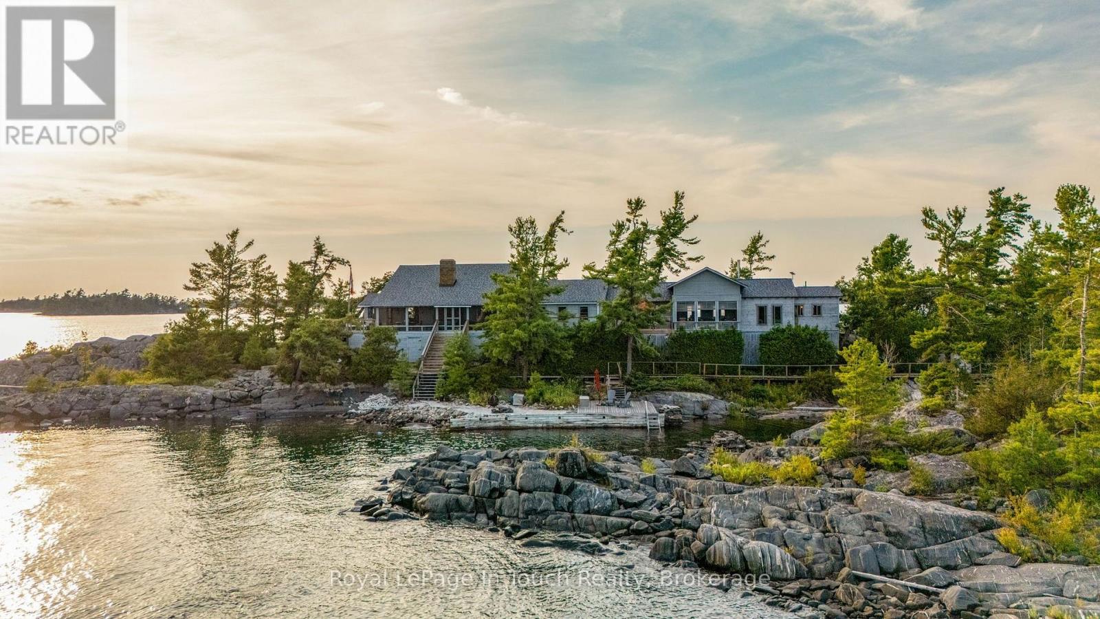 1 B427 TURNING ISLAND, The Archipelago, Ontario