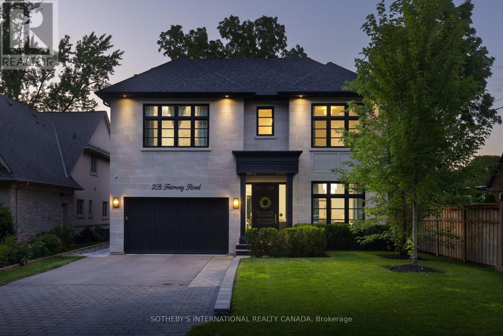 2B FAIRWAY ROAD, Toronto, Ontario
