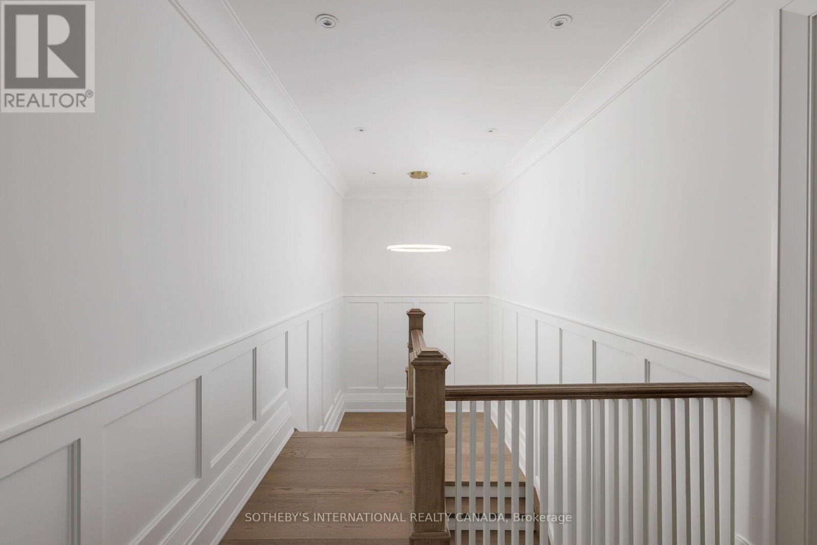 2b Fairway Road, Toronto, Ontario  M9A 5E9 - Photo 19 - W13665400