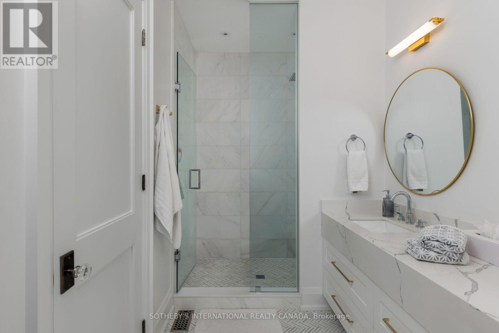 2b Fairway Road, Toronto, Ontario  M9A 5E9 - Photo 24 - W13665400