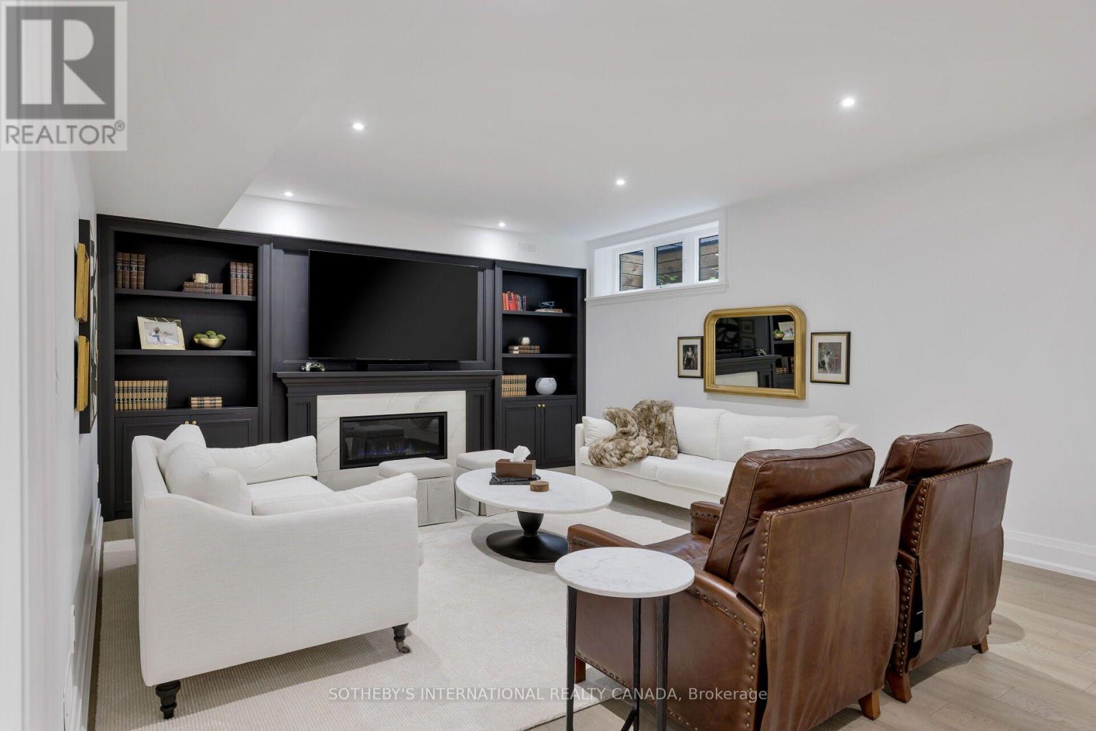 2b Fairway Road, Toronto, Ontario  M9A 5E9 - Photo 37 - W13665400