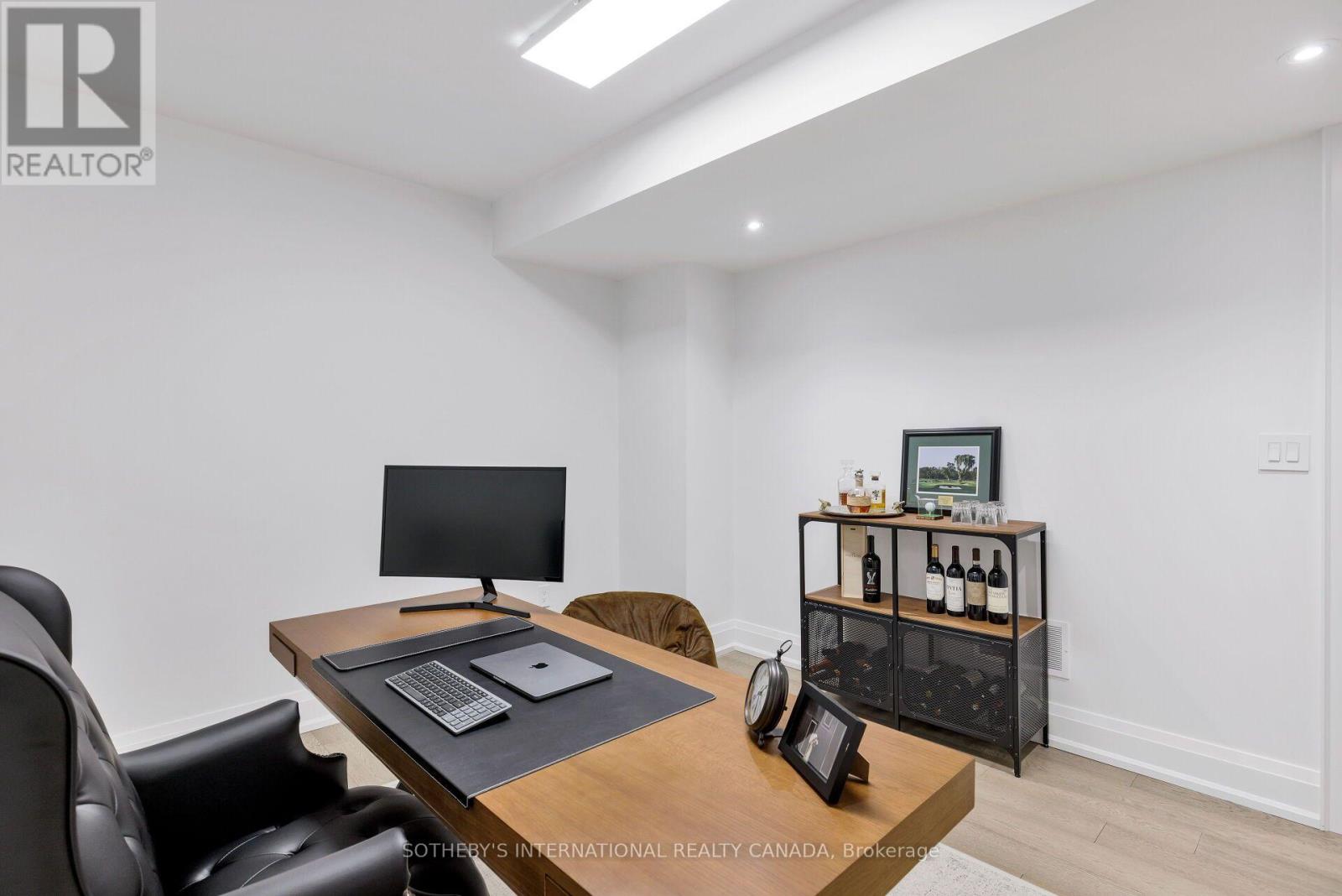 2b Fairway Road, Toronto, Ontario  M9A 5E9 - Photo 43 - W13665400